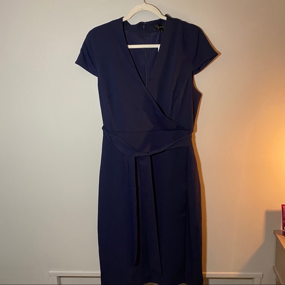 ❌SOLD❌J. CREW Faux Wrap Triple Dobby Dress - Picture 2 of 5